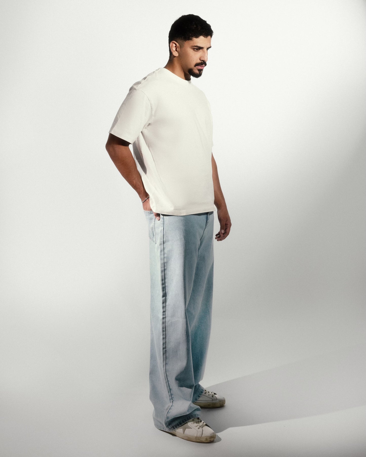 MID-RISE BAGGY JEANS IN SKY BLUE